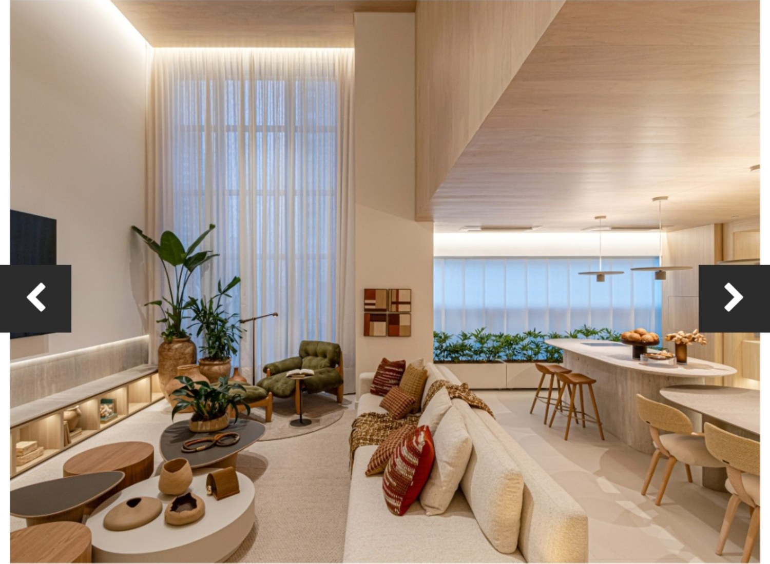 Foto fornecida do decorado mostrando a diferença entre as alturas do living e do gourmet